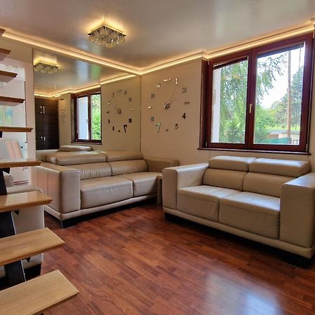 Pilis Hills View Deluxe House With Pool & Ac Near Bp Villa Pilisszentivan Exterior photo