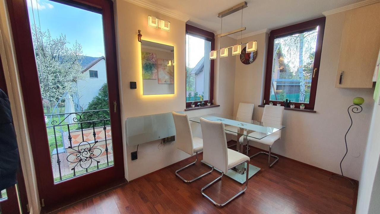 Pilis Hills View Deluxe House With Pool & Ac Near Bp Villa Pilisszentivan Exterior photo